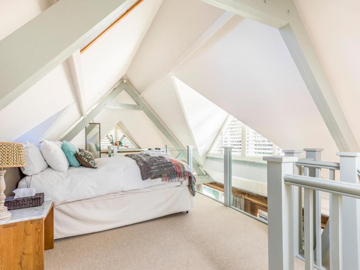 Pass The Keys Peaceful And Beautiful 1 Bedroom Barn Conversion Chichester Exterior foto