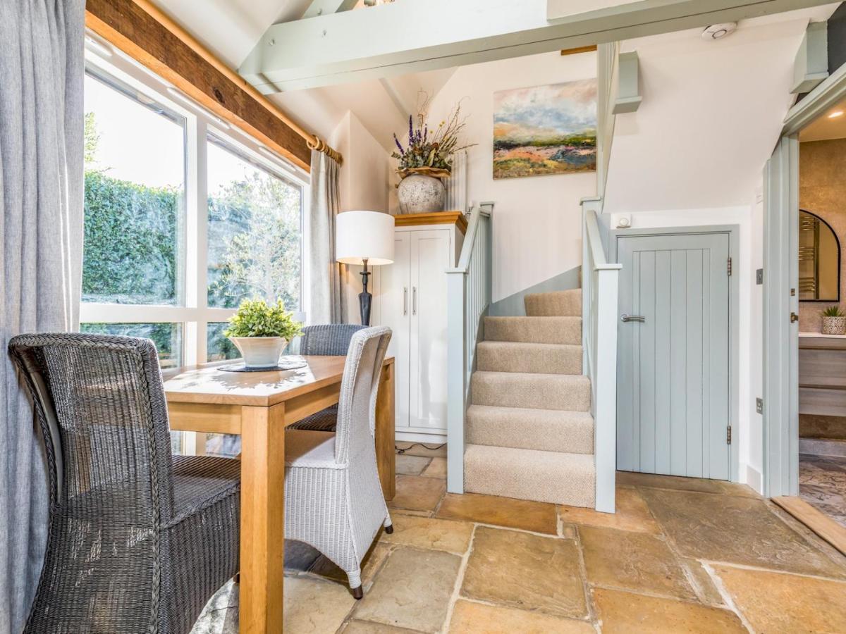 Pass The Keys Peaceful And Beautiful 1 Bedroom Barn Conversion Chichester Exterior foto